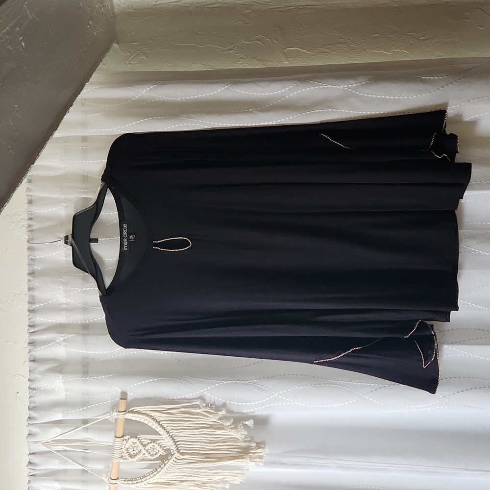 Inner Circle XL Blouse with silver accents